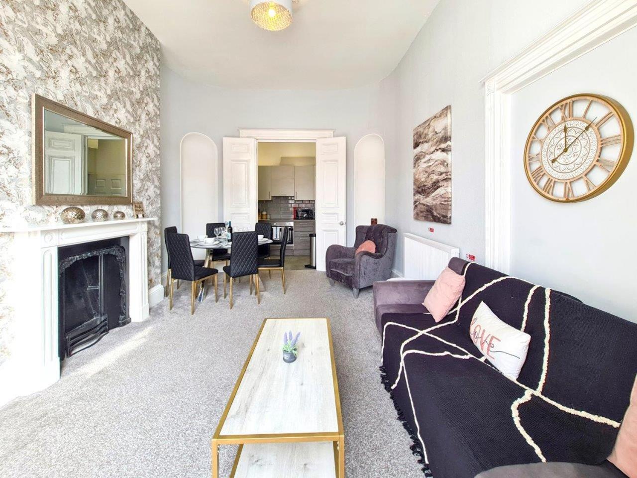 Margaret'S Terrace By Fortuna Property Cheltenham Esterno foto