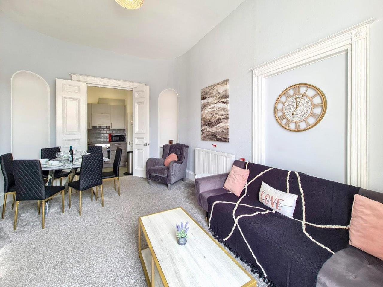 Margaret'S Terrace By Fortuna Property Cheltenham Esterno foto